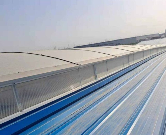 側(cè)開(kāi)型電動(dòng)采光排煙天窗